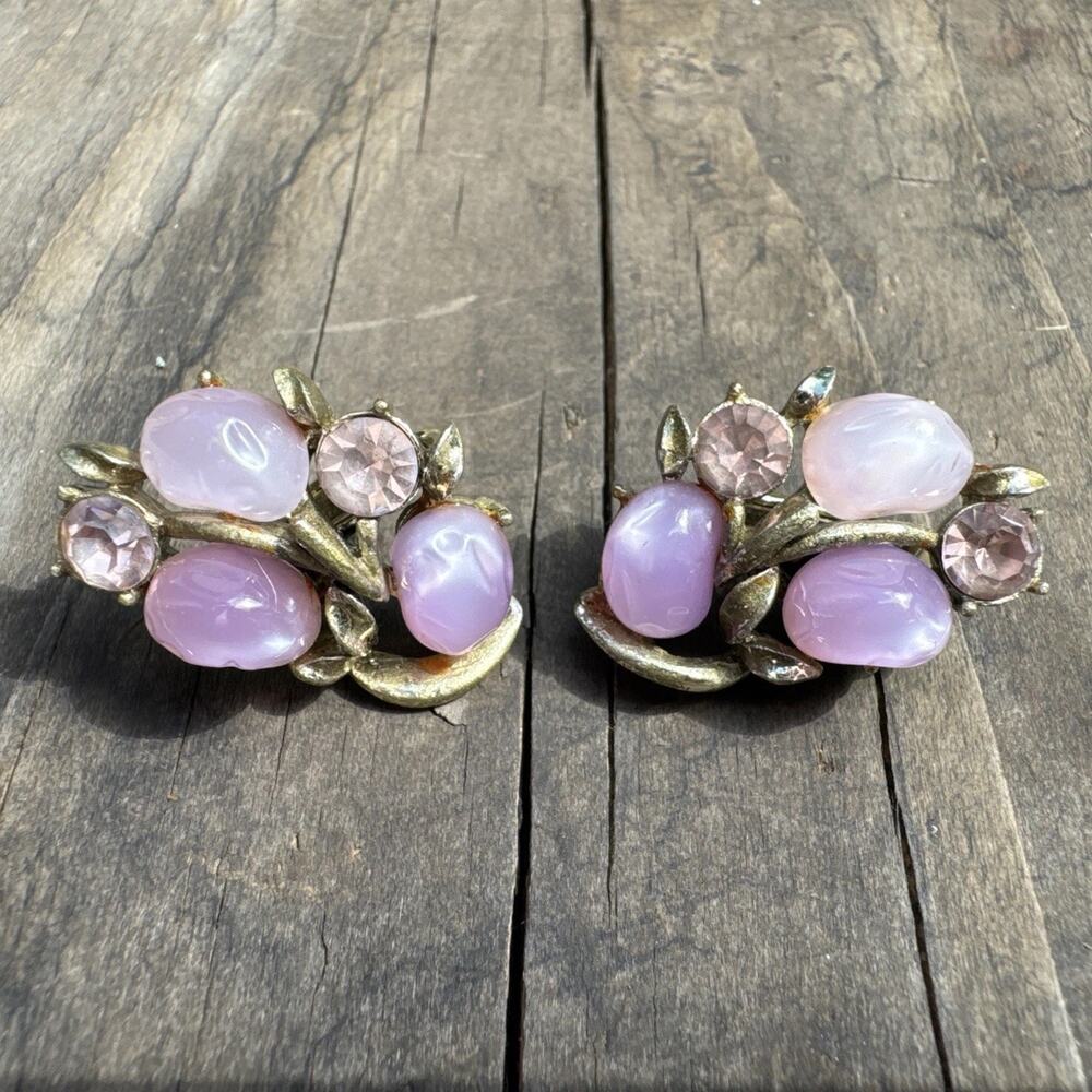 Vintage Coro Earrings Purple Cabochon Rhinestone Gold Tone Clip Ons